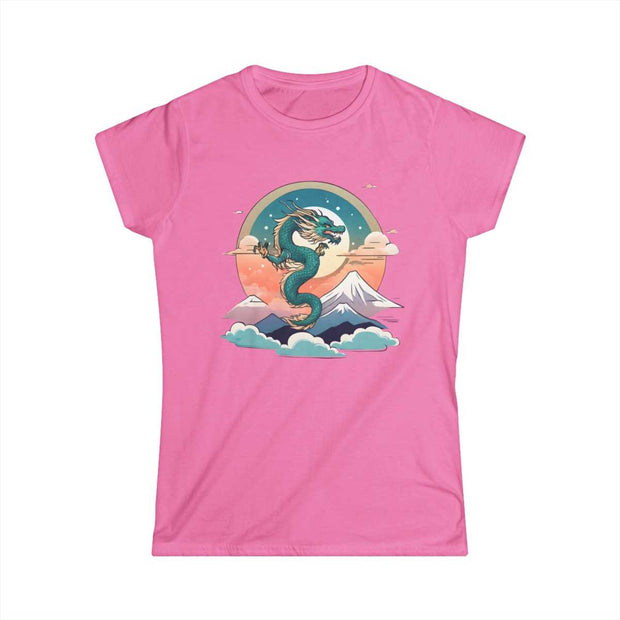 T-shirt for women with a pastel design representing a dragon, pink