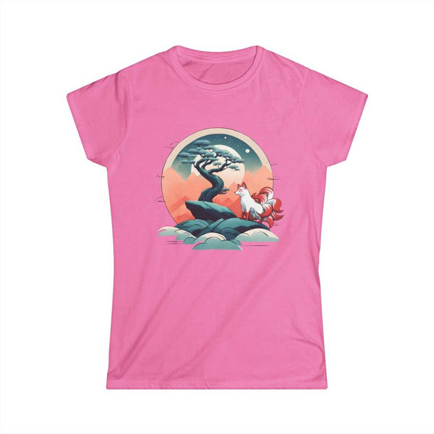 T-shirt for women with a pastel design representing a kitsune, pink